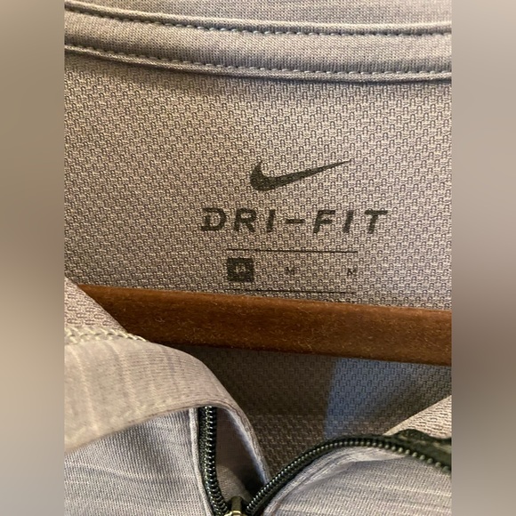 Nike zip pullover Dri fit size medium - Picture 5 of 9